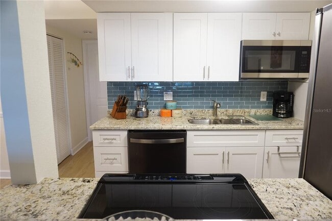 Building Photo - 9715 Harrell Ave