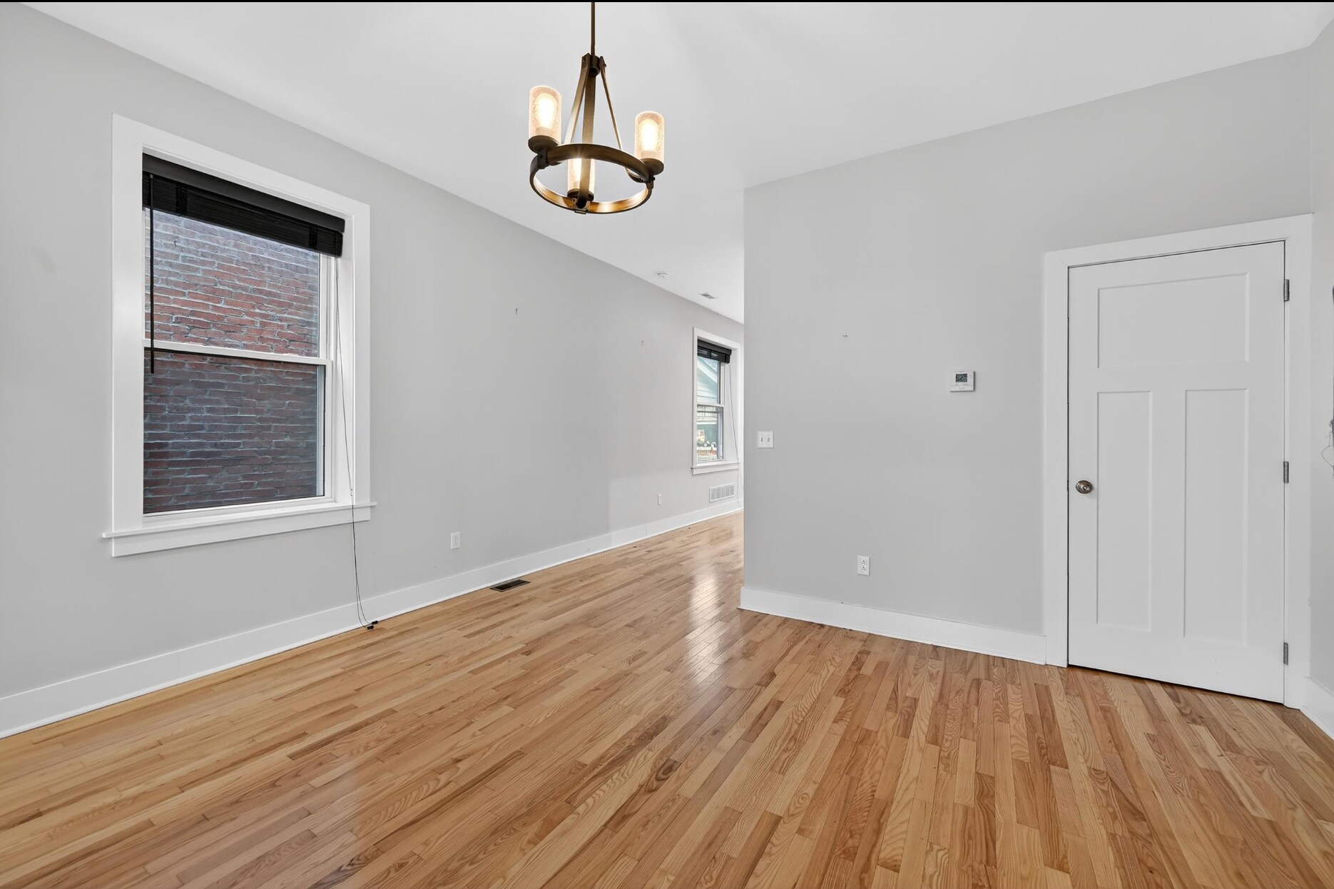 Building Photo - 5549 Columbo St