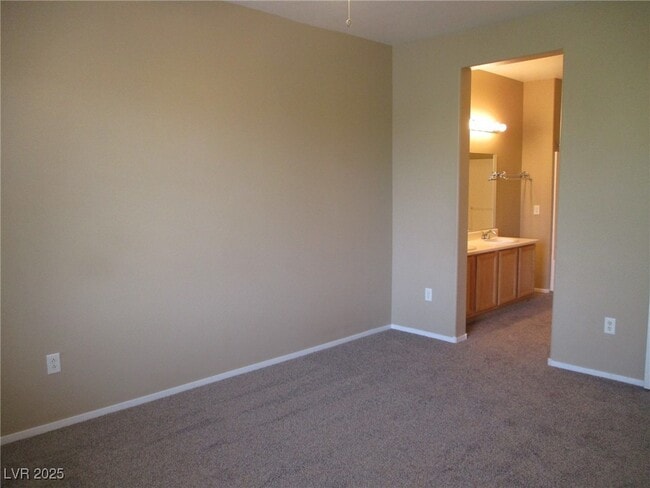 Building Photo - 1001 Domnus Ln