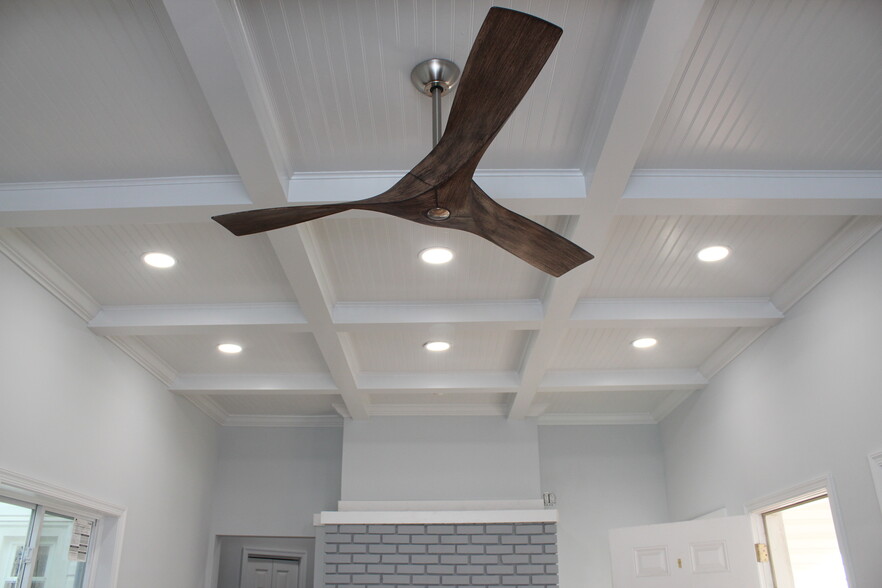 Living Room/Kitchen Ceiling - 805 Mill St