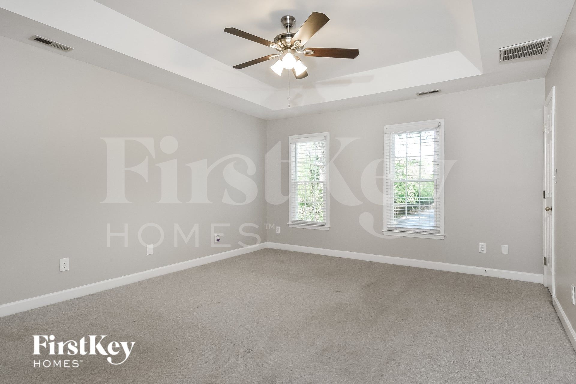 Building Photo - 11 Stonebury Ct