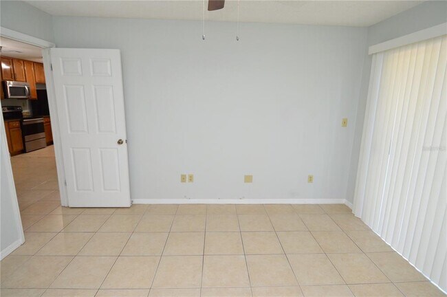 Building Photo - 10265 Gandy Blvd N