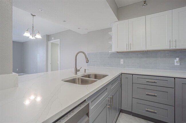 Building Photo - 2333 Feather Sound Dr