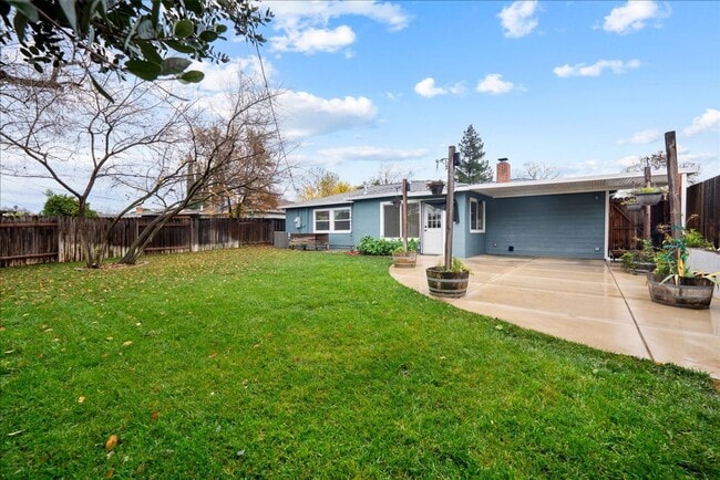 Building Photo - 1156 Hampton Rd