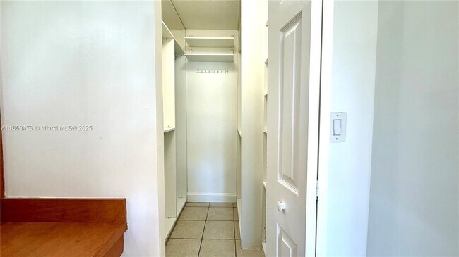 Building Photo - 7470 Miami Lakes Dr