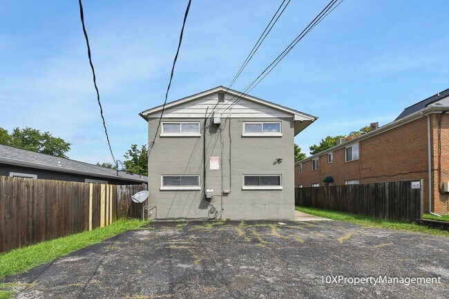 Building Photo - 499 E Columbus St