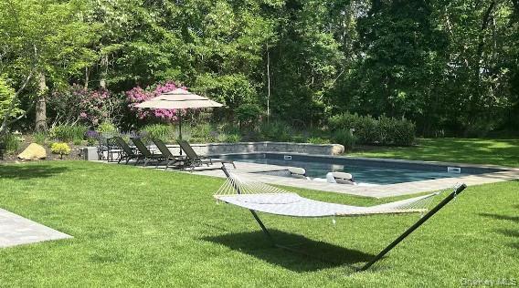 Building Photo - 2803 N Wading River Rd