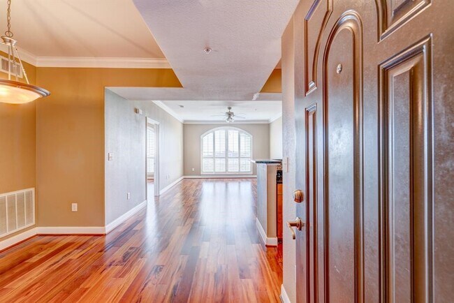 Building Photo - 2299 Lone Star Dr