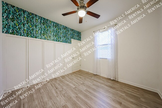Building Photo - 282 Salali Trail