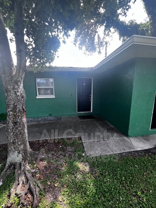 Building Photo - 2273 Norman Dr