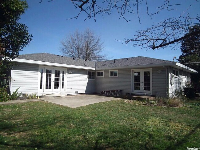 Building Photo - Beautiful Home in Lovely Community