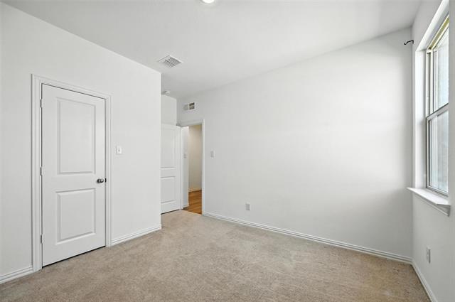 Building Photo - 3008 Chinkapin Ln