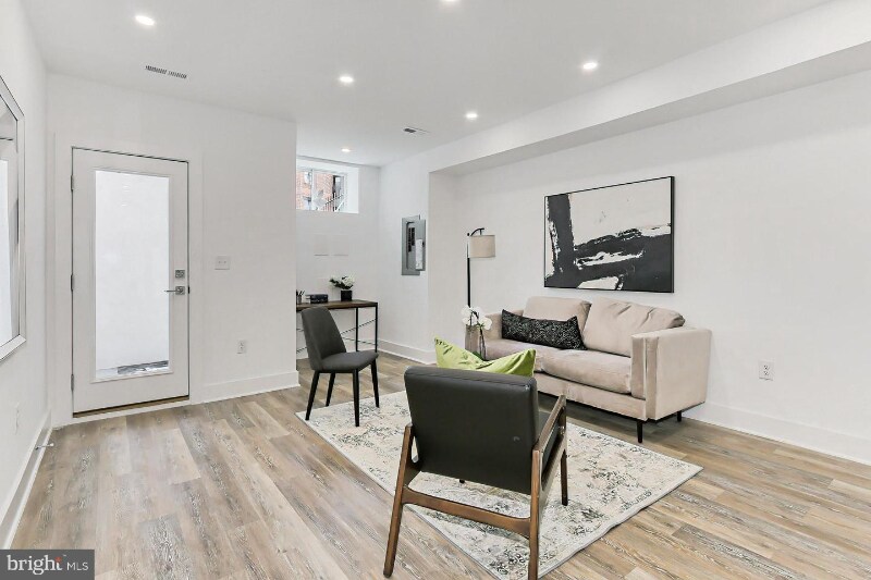 Building Photo - 1232 Florida Ave NE