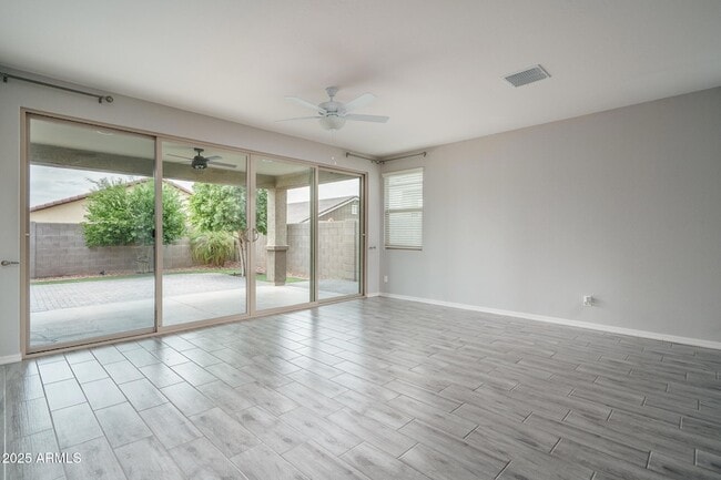 Building Photo - 16019 W Soft Wind Dr