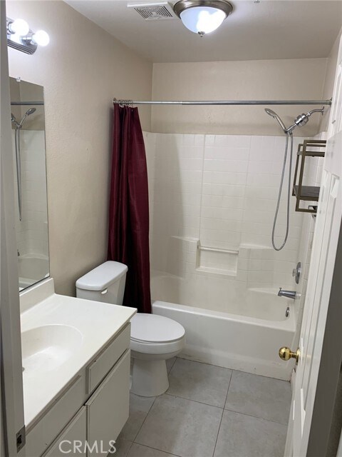 Building Photo - 39848 Millbrook Way