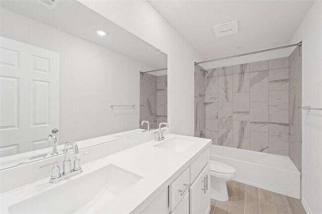 Building Photo - 4908 Plum Peach Bend