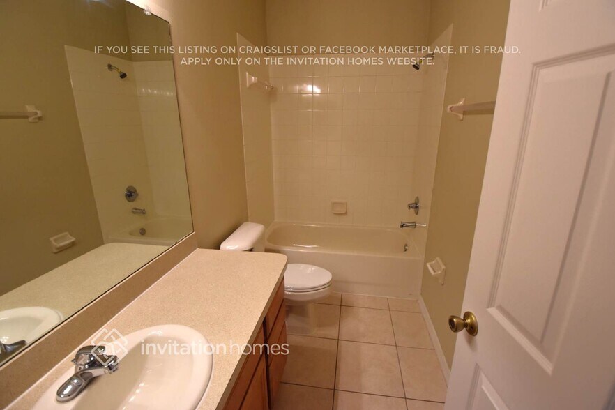 Building Photo - 11724 Summer Springs Dr