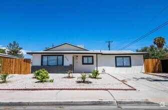 Building Photo - AMERICANA Property Mgmt - Fully furnished ...