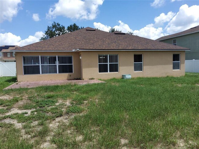 Building Photo - 3055 Anquilla Ave
