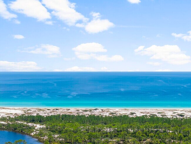 Building Photo - 200 Sandestin Ln