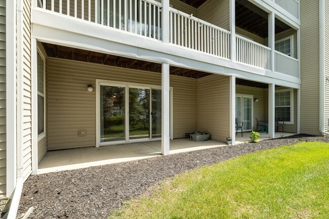 Building Photo - 2906 N Knightsbridge Cir