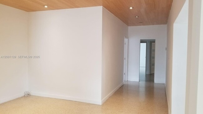 Building Photo - 625 93rd St