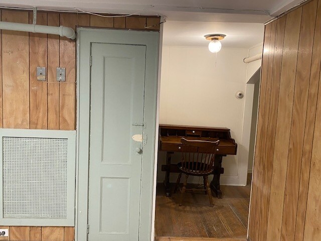 Building Photo - 212 Alpine Pl