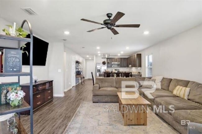 Building Photo - 1283 Fairlawn Dr