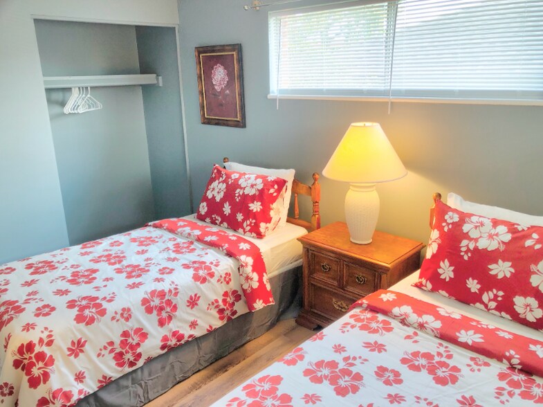 Building Photo - 5914 Harshmanville Rd