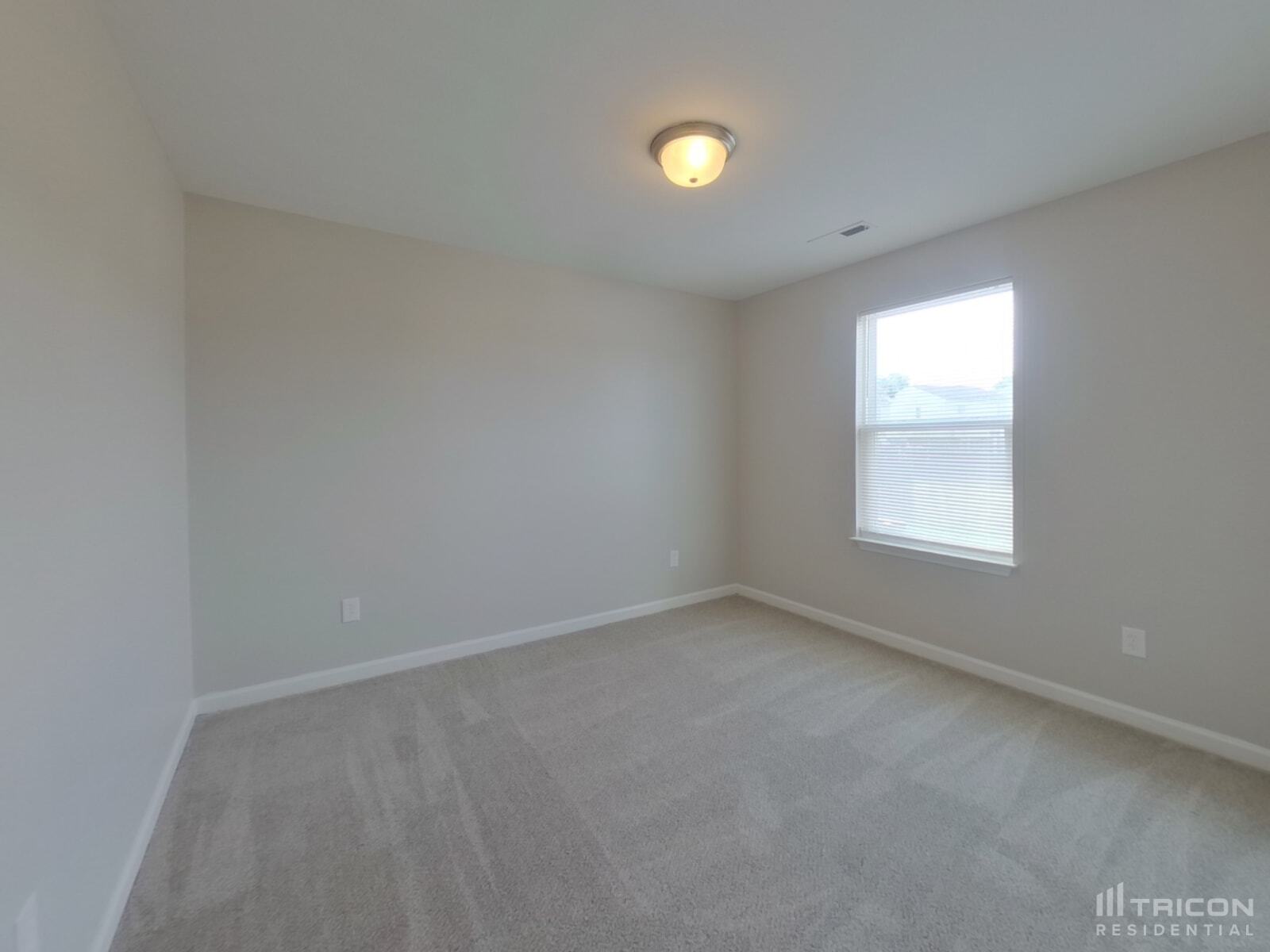 Building Photo - 657 Switchback Ct