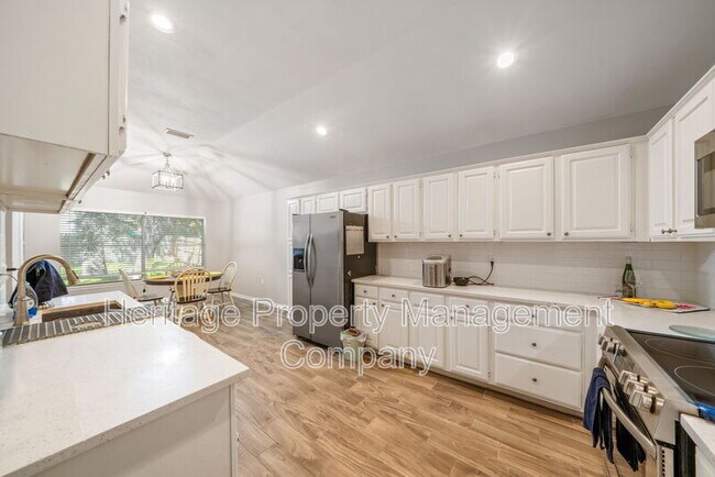 Building Photo - 13511 Thessaly