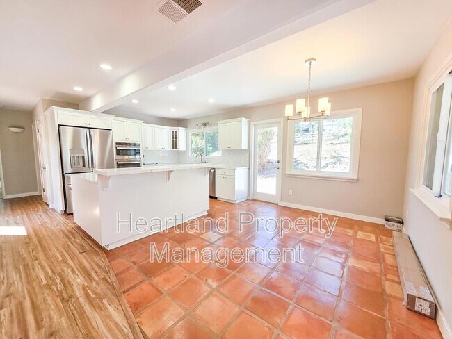 Building Photo - 3326 Orchard Hill Rd