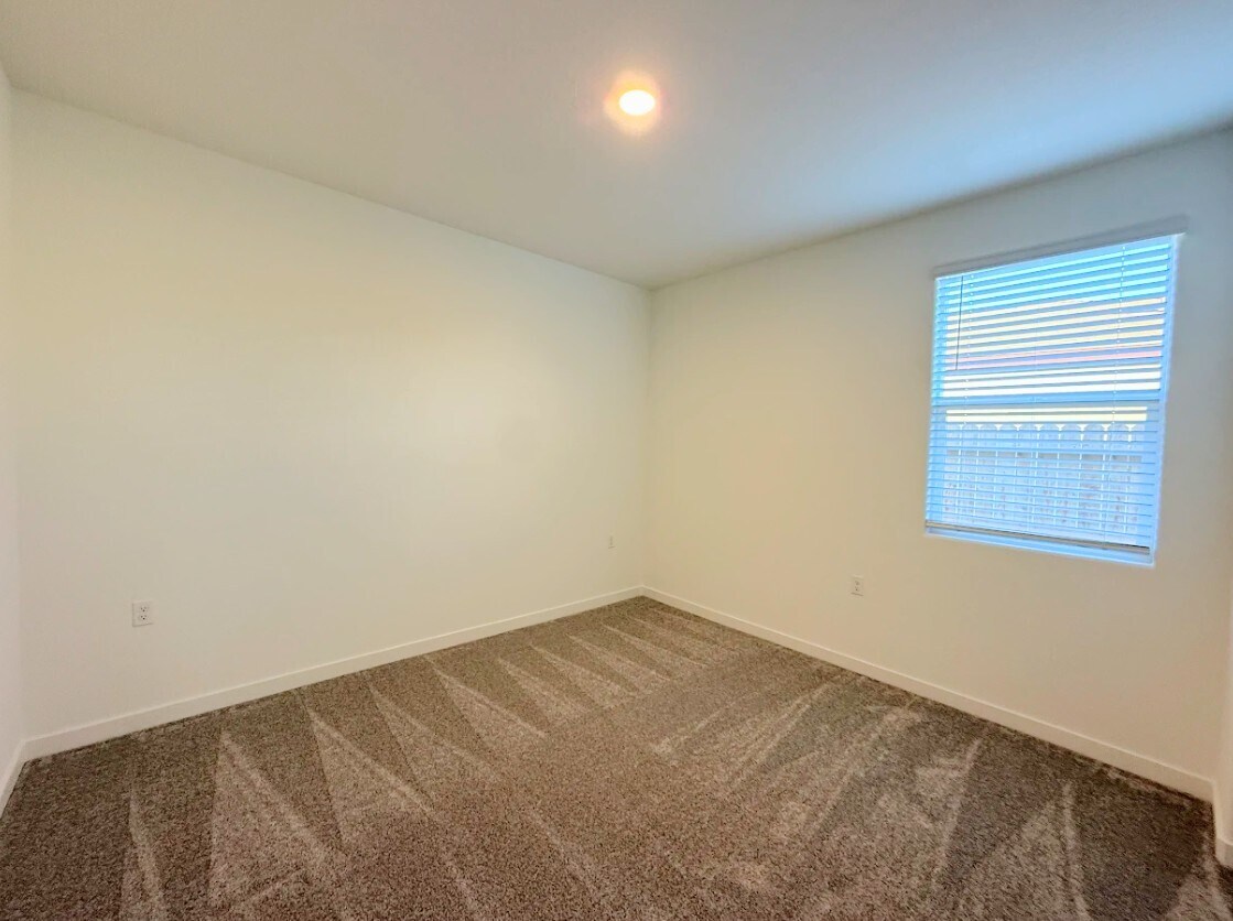 Building Photo - 4735 Sami Jo Dr