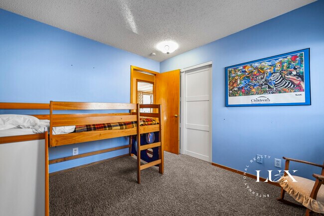 Building Photo - 2504 Sheffield Cir N