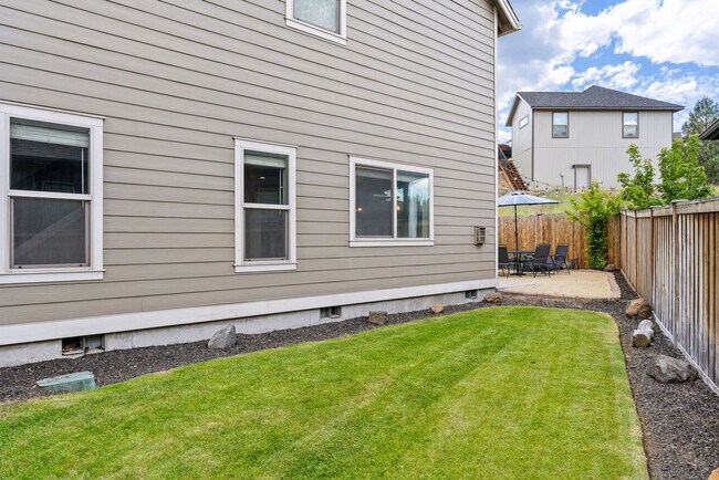 Building Photo - 60999 SE Geary Dr