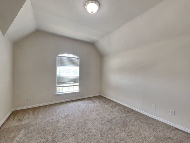 Building Photo - ENCHANTING 5 BEDROOM IN FRISCO!