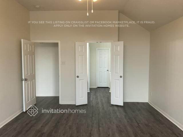 Building Photo - 30 Mira Loma Dr