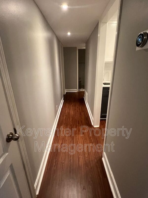 Building Photo - 4318 Belleview Ave