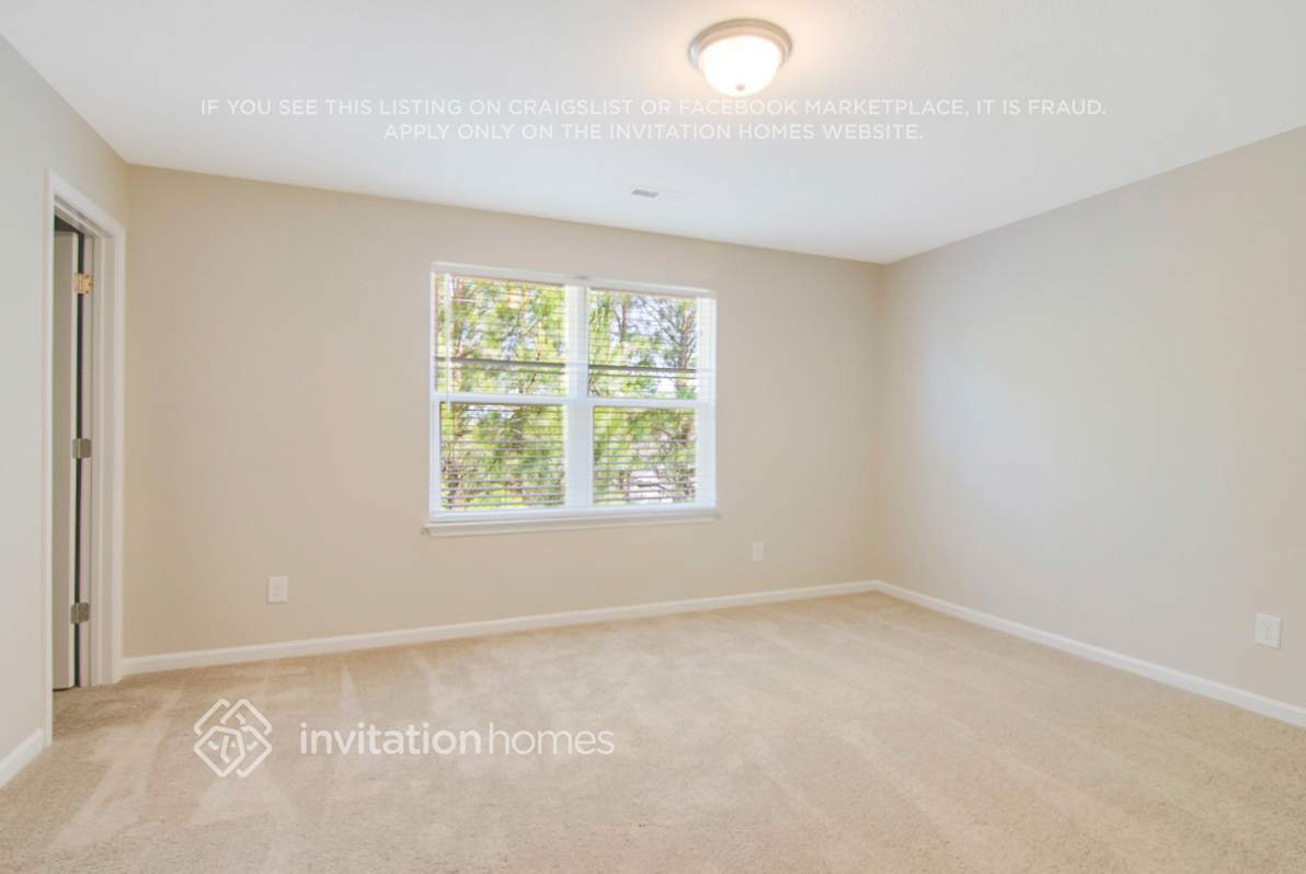 Building Photo - 6813 Planting Ct