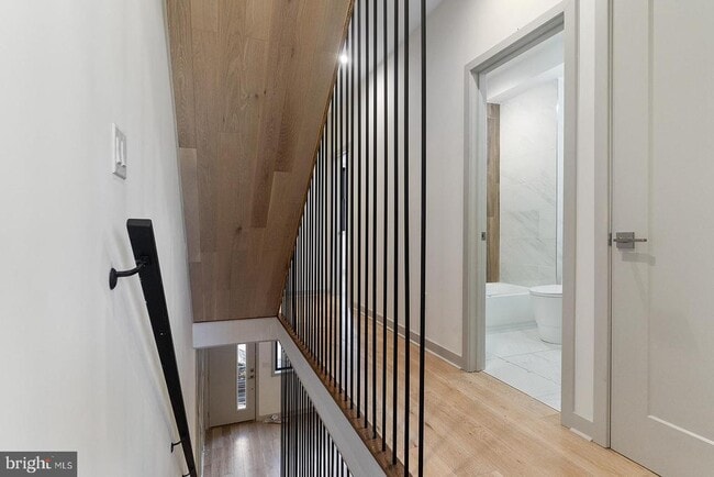 Building Photo - 3118 Ridge Ave