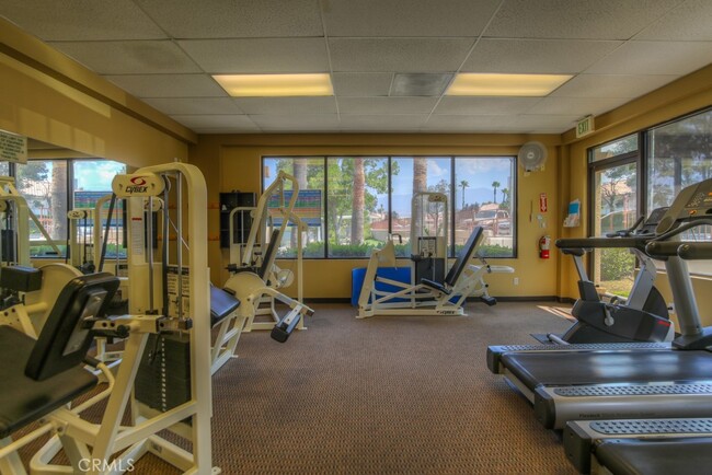 Building Photo - 1168 S Bay Hill Rd