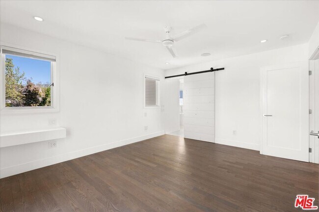 Building Photo - 4525 Melbourne Ave