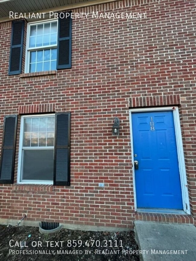 Primary Photo - 108 Floyd Ct