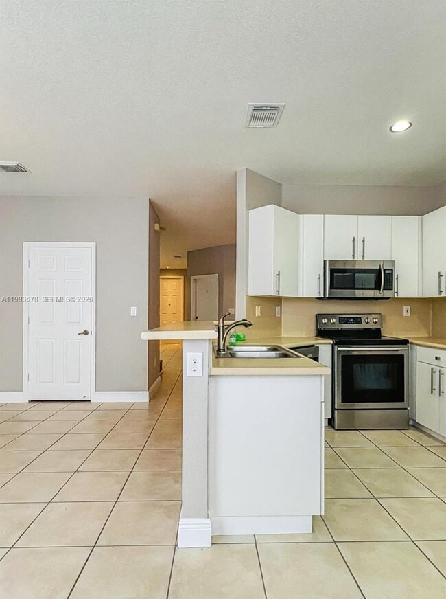 Building Photo - 16603 SW 79th Terrace