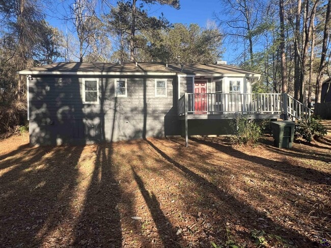 Building Photo - 981 Santa Fe Trail