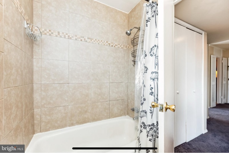 Building Photo - 7200 Donnell Pl