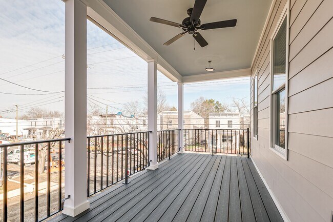 Building Photo - 1018 N 32nd St