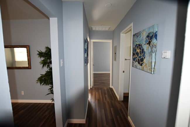 Building Photo - 1019 Caldwell Ave