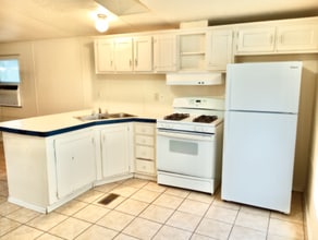 Building Photo - 6345 N Dona Ana Rd
