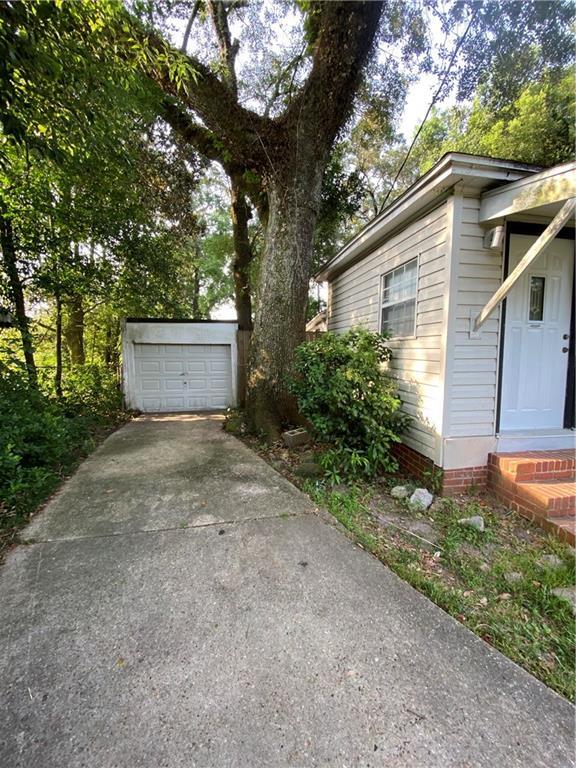 Building Photo - 2451 Richard Ave